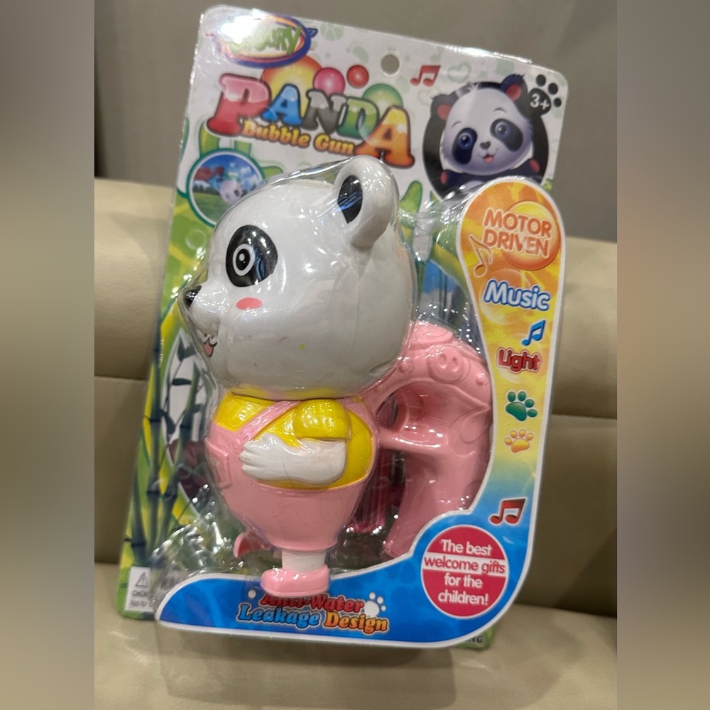 Panda Bubble Gun - Motor Driven, Music & Light, NWT IN ORIGINAL PACKAGE